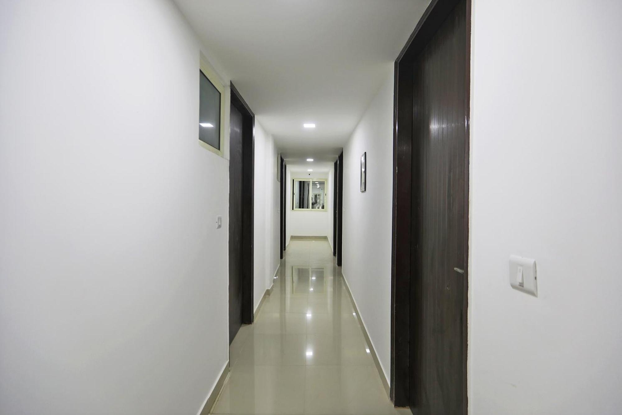 Townhouse South Lawn Hotel Új-Delhi Kültér fotó